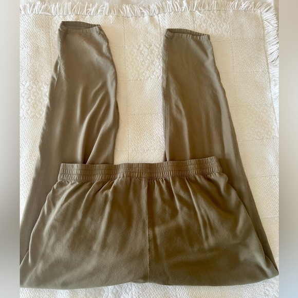 Divided H&M Jogger Pants Olive Army Green Pull On Elastic Waist Pockets size 10 - Picture 6 of 15